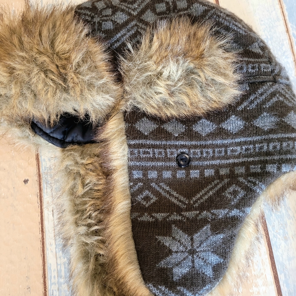 Dakota Dan Os Faux Fur & Knit Lined Trapper Hat